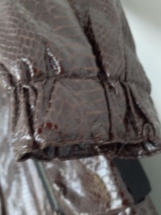 Abrigo polipiel efecto piel serpiente 42 