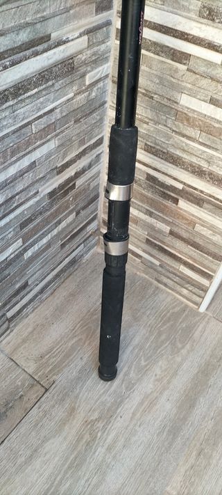 Caña de pescar telescópica