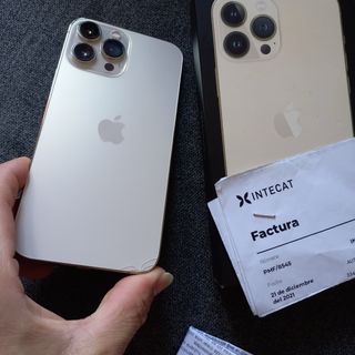 iPhone 13 Pro Max con caja y factura