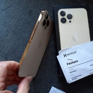 iPhone 13 Pro Max con caja y factura