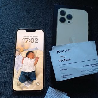 iPhone 13 Pro Max con caja y factura
