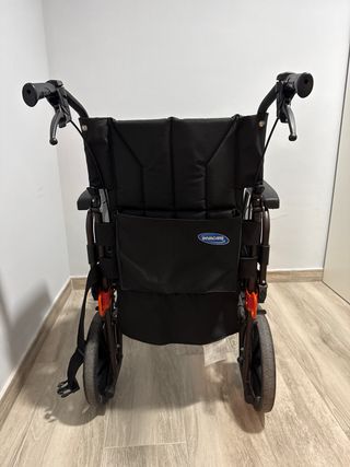 Silla de ruedas Invacare en perfecto estado