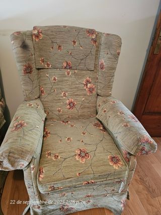 2 Sillones Orejeros Tela Flores