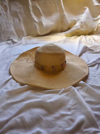 Pamela de rafia natural ala ancha