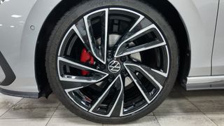 VOLKSWAGEN Golf VIII 2.0 TDI 200CV DSG 2022