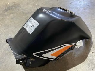 Cubre depósito KTM RC
