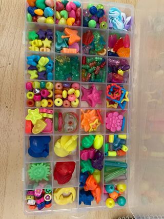 Caja de abalorios para pulseras