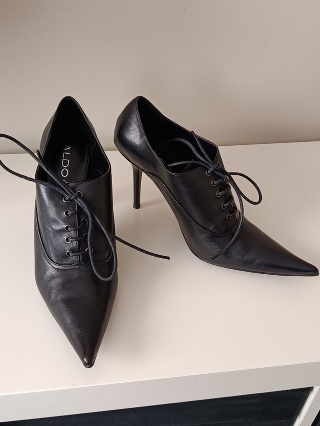 Zapatos ALDO tacón fino negros
