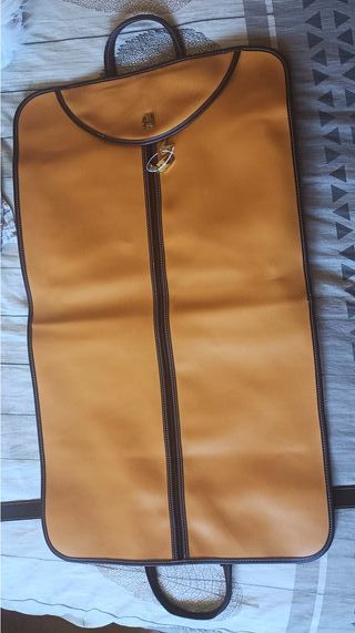Portatrajes de viaje nuevo sin estrenar