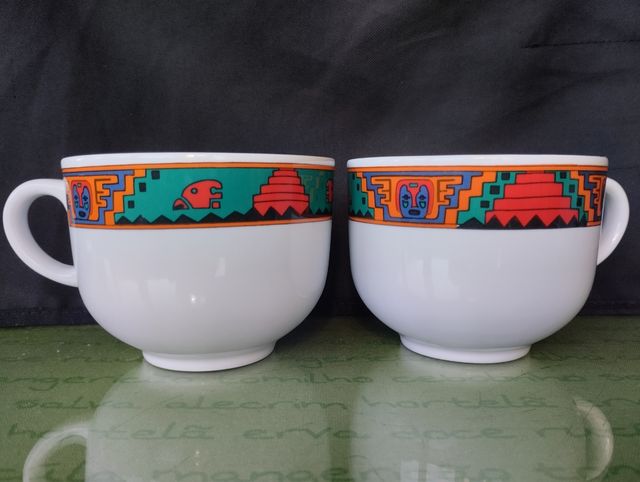 Juego 4 tazas grandes de cerámica + platos