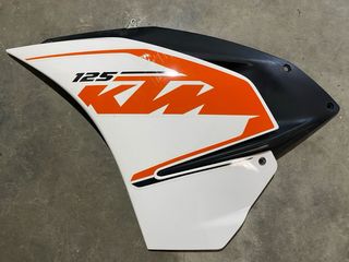 Tapa Lateral Izquierda KTM RC 125