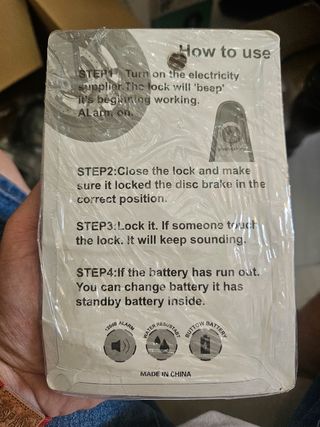 Candado moto alarma 120dB resistente agua. GANGA. 