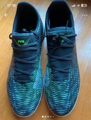 Zapatillas Fútbol Sala Puma Future Negras y Verde