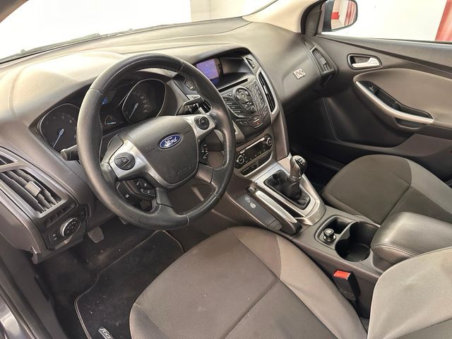 Ford Focus 2011 Etiqueta C