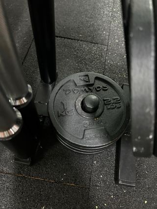 Mancuernas de gimnasio con discos