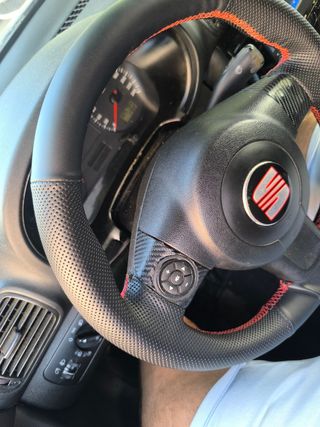 Volante deportivo coche SEAT