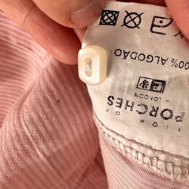 Camisa rosa às riscas