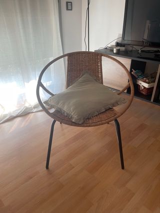 Silla auxiliar salón/dormitorio mimbre y metal