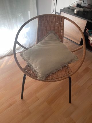 Silla auxiliar salón/dormitorio mimbre y metal
