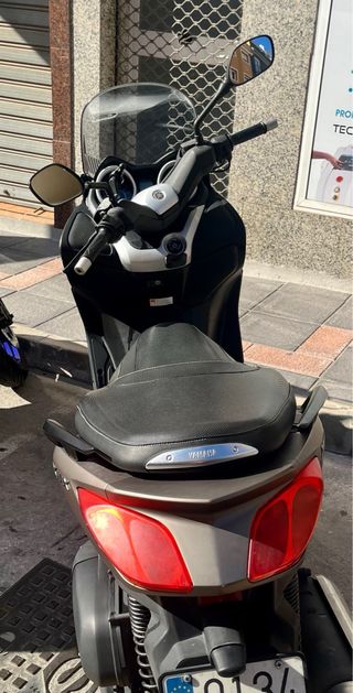 Yamaha Xmax 250 