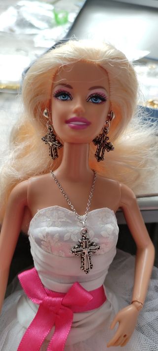 Pendientes y Colgante Cruz para Barbie 