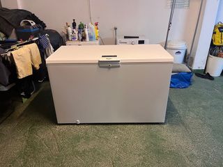 Congelador Whirlpool Arcón Blanco Eficiencia E