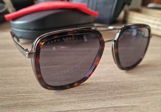 Gafas de sol Hugo Boss Habana oscuro. 