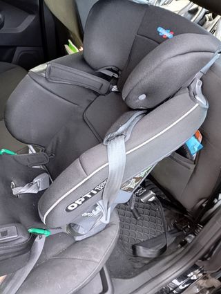  2 Sillas  coche a contramarcha hasta 25kg. 