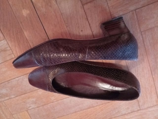 Zapatos de salón piel serpiente talla 37