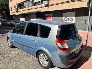 Renault Grand Scenic 2005