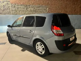 Renault Grand Scenic 2005