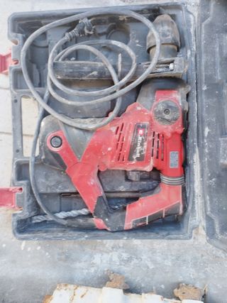 Batidora, taladro, y cortadora cerámica