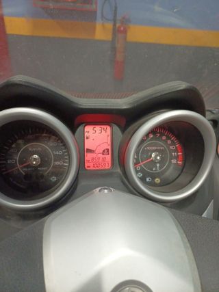 Yamaha XMAX 125 - Muy buen estado
