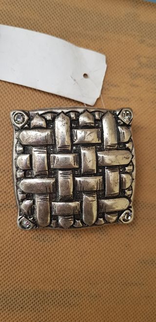 Fibbia cintura metallo effetto intrecciato