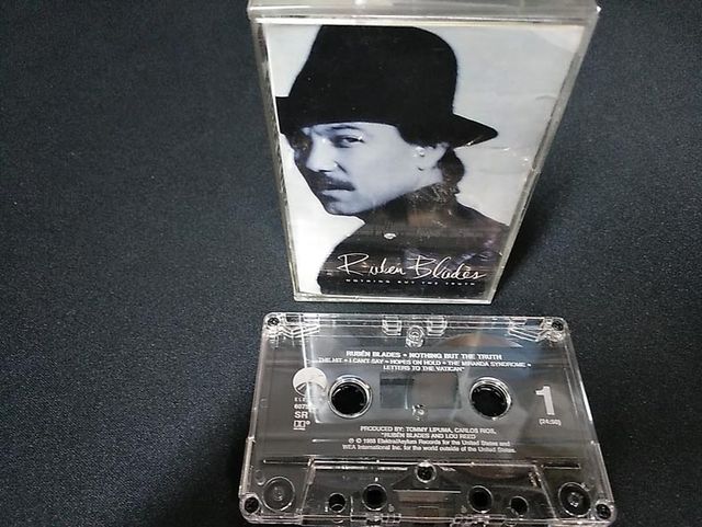 Vinilos cds y cassettes EN PERFECTO ESTADO