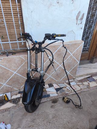 Dirección TMAX 2006