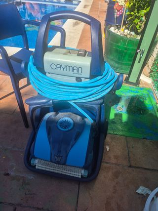 Robot Limpiafondos CAYMAN Piscina 