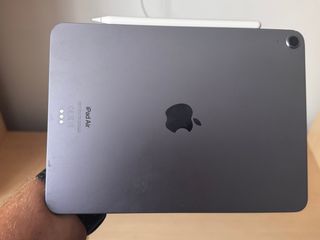 iPad Air M1 64 GB + Apple Pencil 2 (come nuovo)