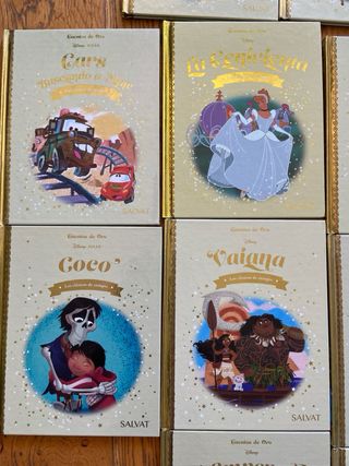 40 libros de Disney Colección cuentos de oro. 