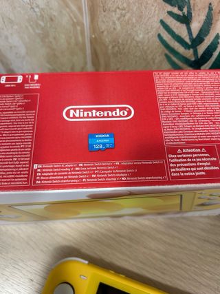 Nintendo Switch Lite Amarilla