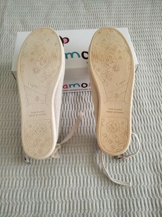 Zapatos niña Pisamonas ceremonia beige