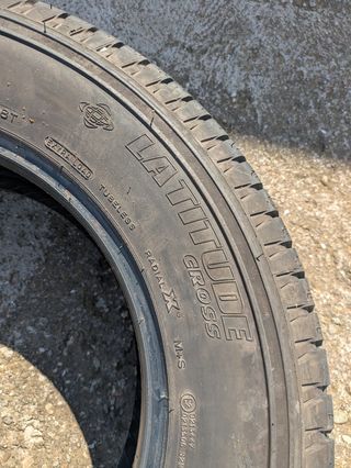 2 Michelin Latitude 225/70 R17 Neumáticos