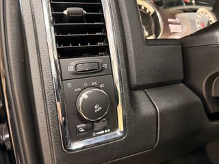 Dodge RAM 1500 Laramie 6 cil Linea 3.0 diesel