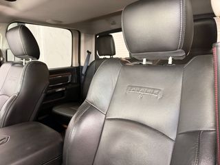 Dodge RAM 1500 Laramie 6 cil Linea 3.0 diesel