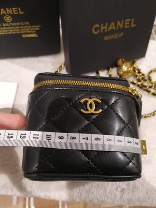 Borsa da toilette Chanel Mini nera