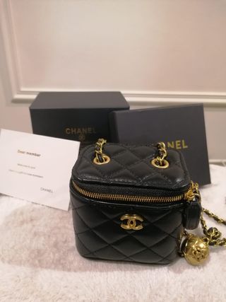 Borsa da toilette Chanel Mini nera