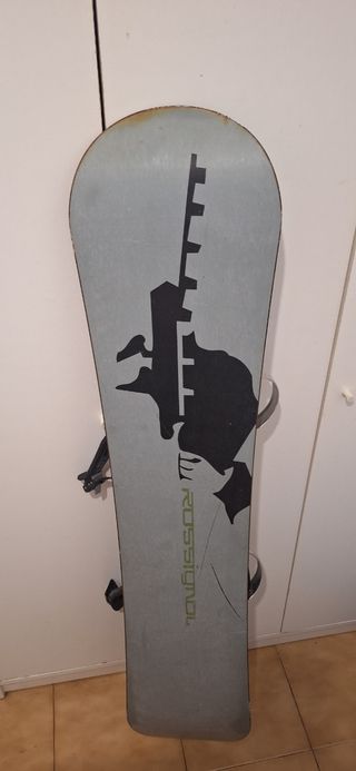 Tabla Snowboard  140 cm 
Rossignol con Fijaciones 