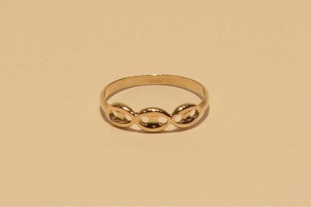 SORTIJA DE ORO 18K/1.6Gr