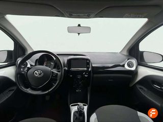 Toyota Aygo 1.0 70 x-wave