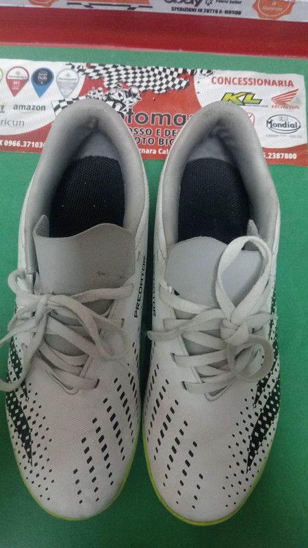 Scarpe Adidas Predator calcetto bianche n.39